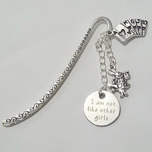 Alice in wonderland bookmark white rabbit cards